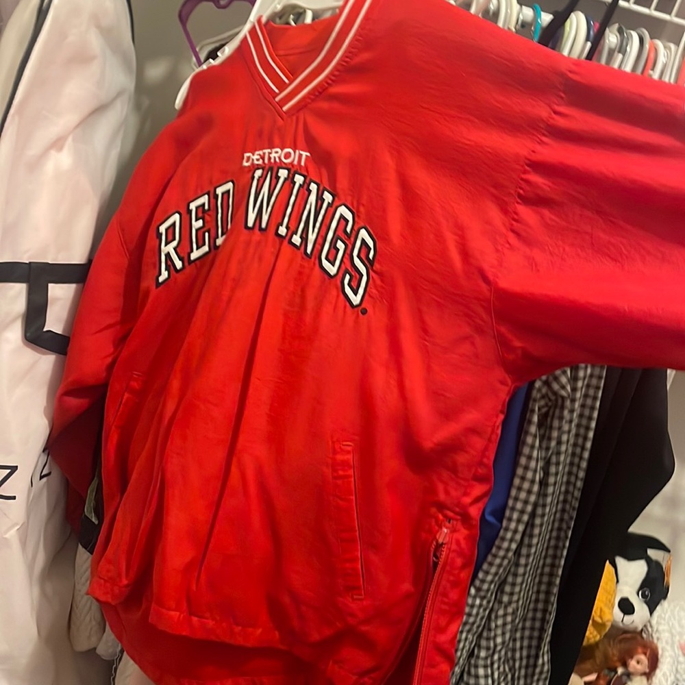 Redwing windbreaker